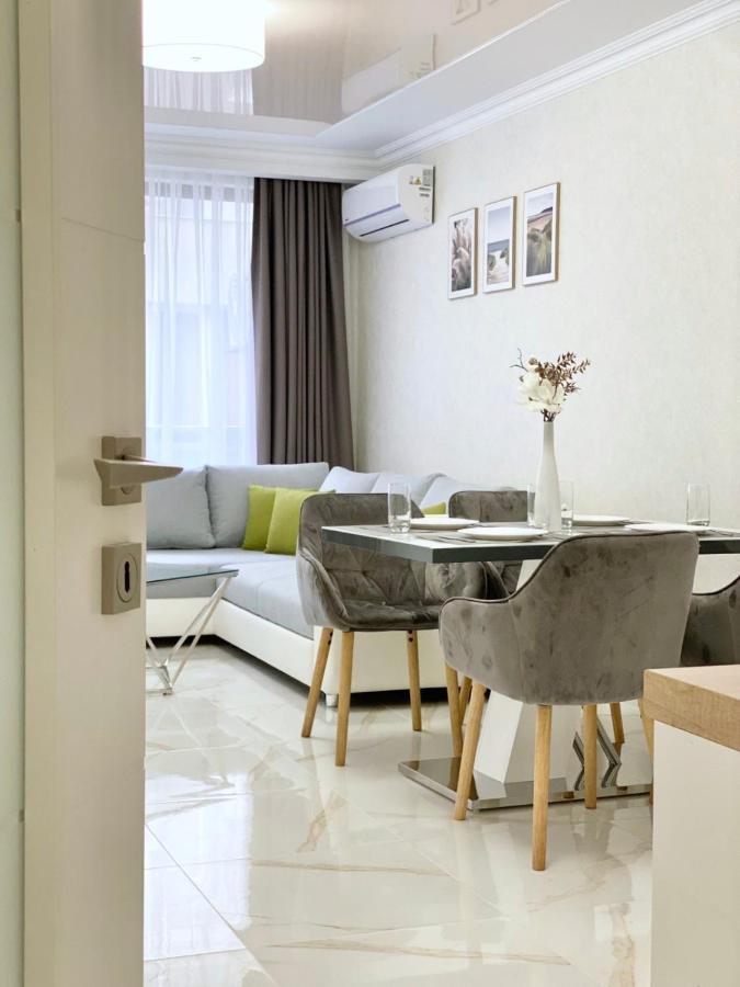 Sea View Apartment With Free Parking Pomorie Eksteriør billede